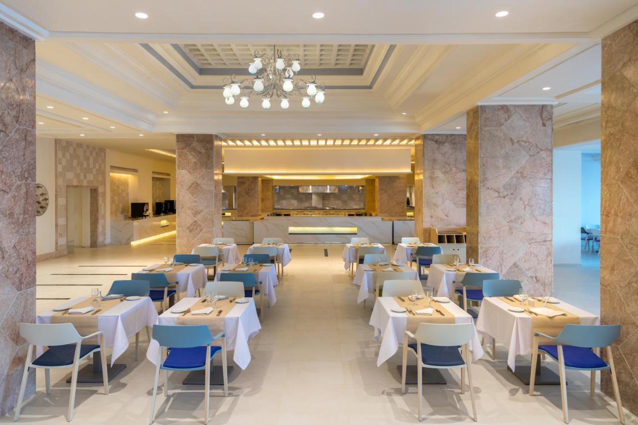 Royal Azur Thalassa 5* الحمامات