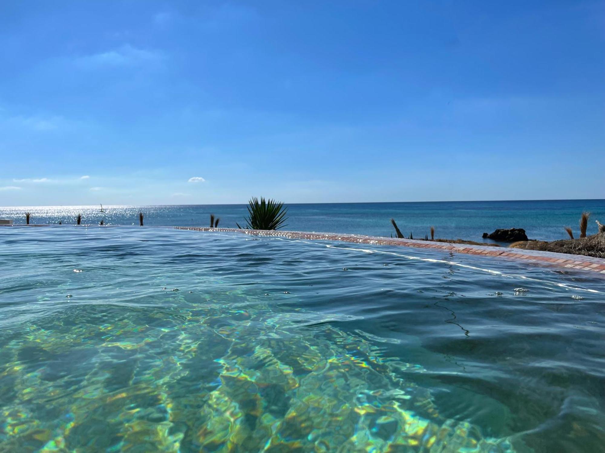 Royal Azur Thalassa 5* الحمامات